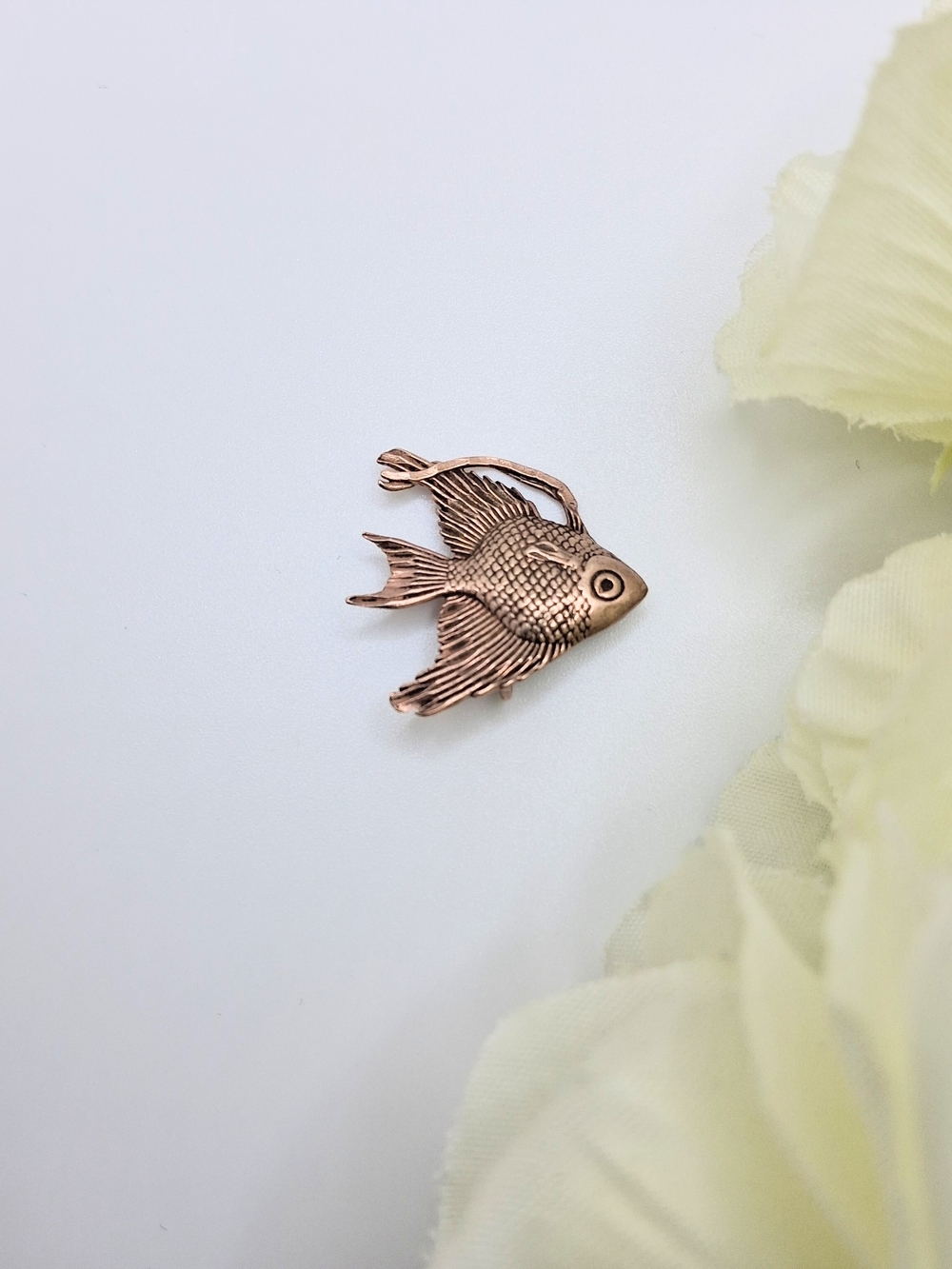 Vintage 925 Sterling Silver Handmade Etched Angle Fish Pendant